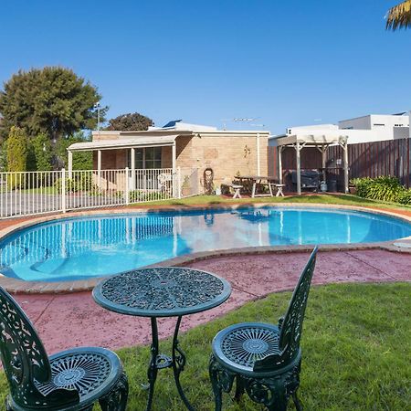 Bayview Motel Rosebud/Rye Экстерьер фото