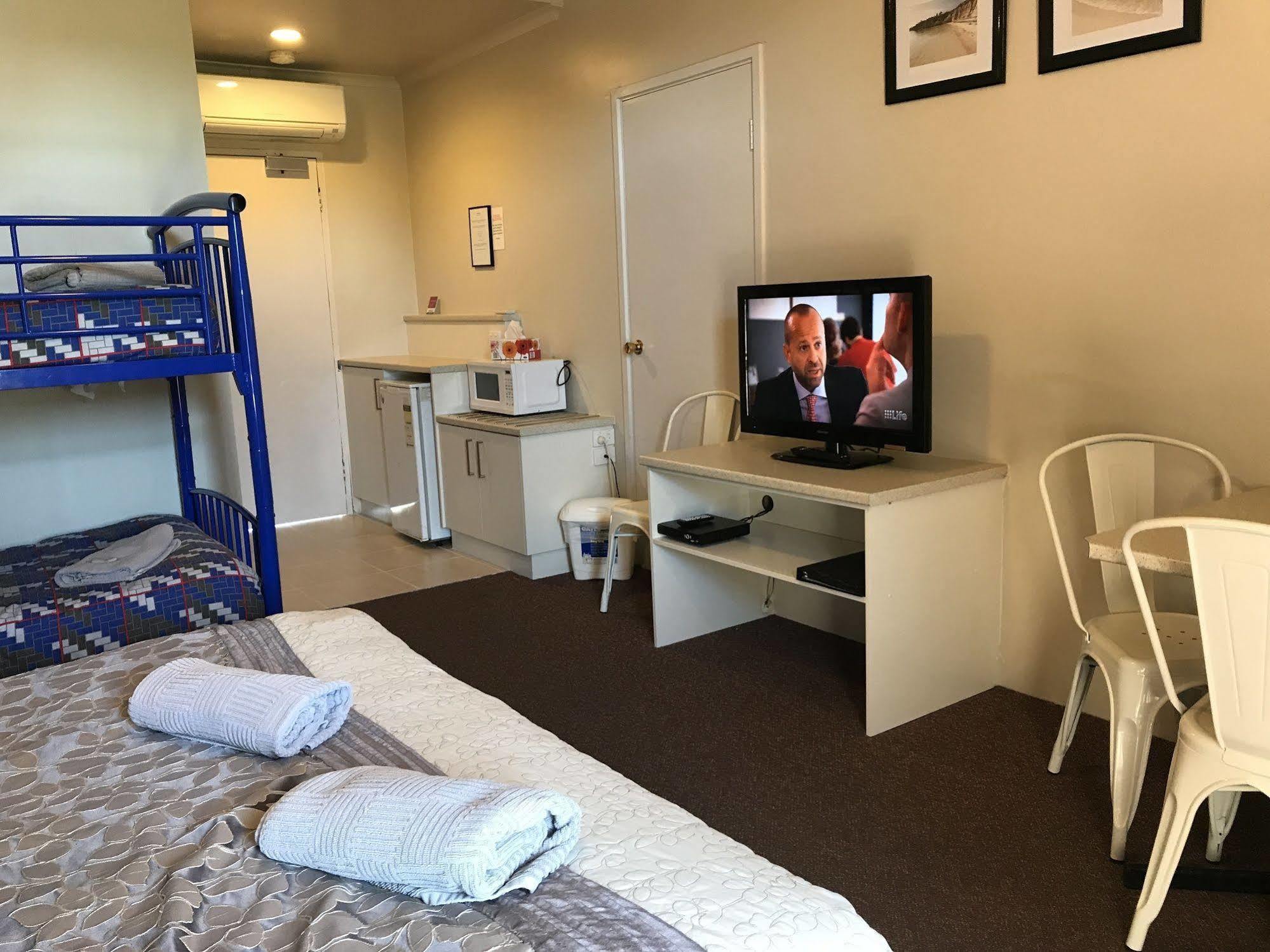 Bayview Motel Rosebud/Rye Экстерьер фото