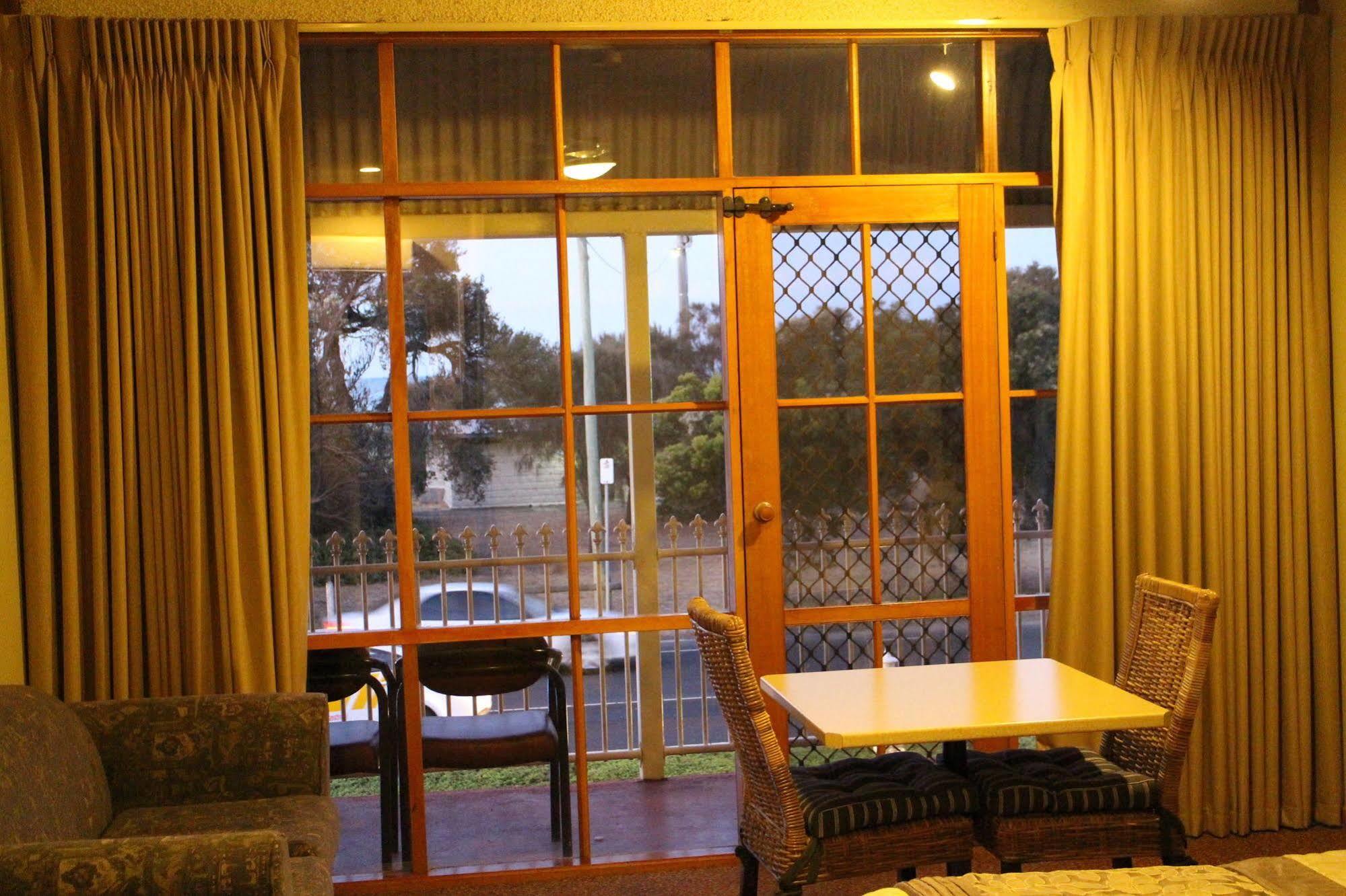 Bayview Motel Rosebud/Rye Экстерьер фото